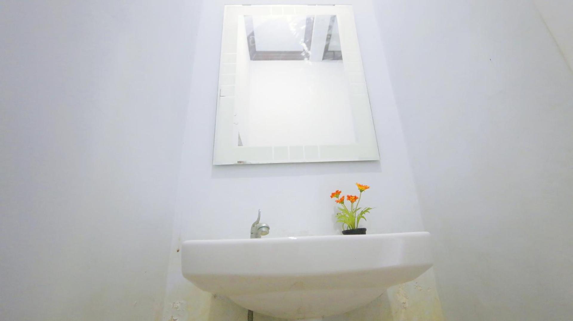 Alista Hotel Bondowoso Ruang foto